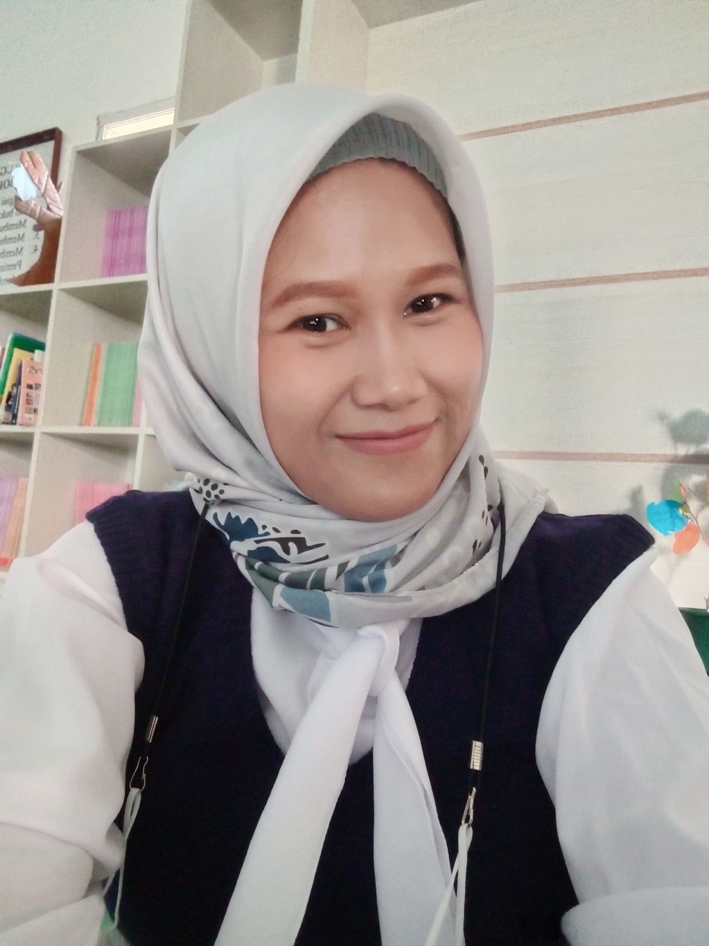 Foto Eli Nuryamah A.Md